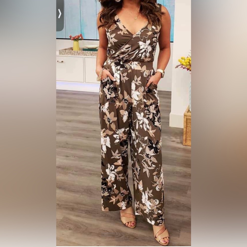 By Giuliani Floral Jumpsuit in Olive and Pink with pockets faux wrap size L